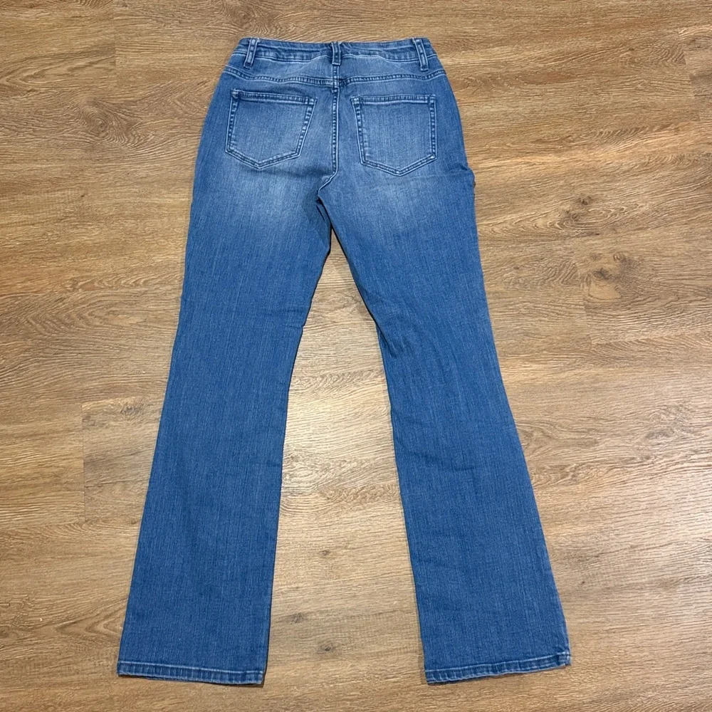 Draper James Patch Pocket Blue Flare Jeans - Picture 6 of 7